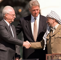 Yizak Rabin,  Bill Cllinton y Yaser Arafat 